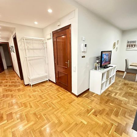 Apartamento Oviedo Parque Del Oeste ภายนอก รูปภาพ