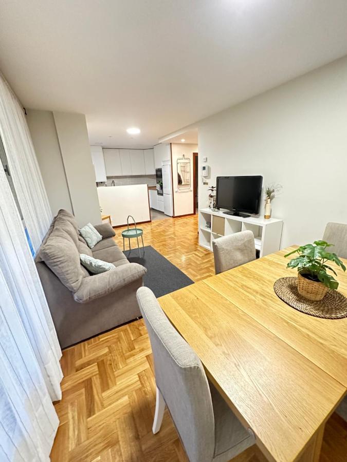 Apartamento Oviedo Parque Del Oeste ภายนอก รูปภาพ