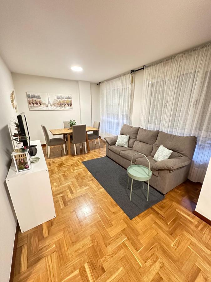Apartamento Oviedo Parque Del Oeste ภายนอก รูปภาพ